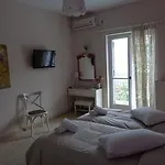 Odos Kentavron 2*