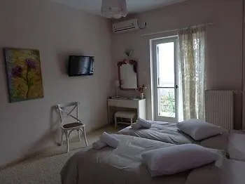 Odos Kentavron 2*